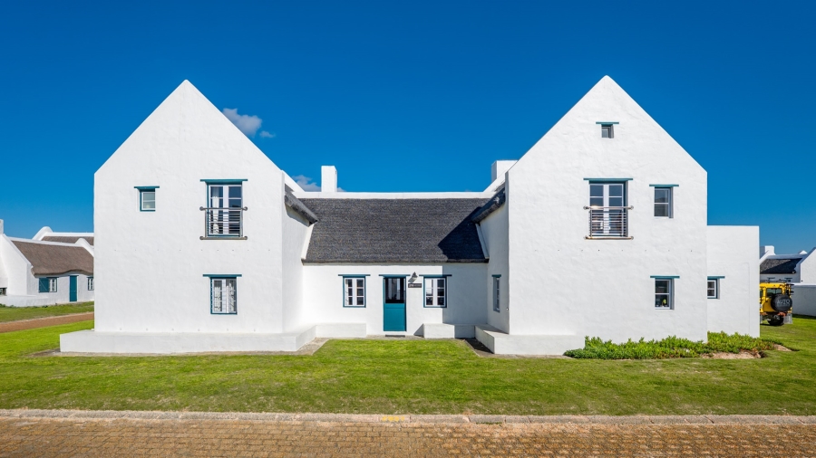 6 Bedroom Property for Sale in Struisbaai Western Cape